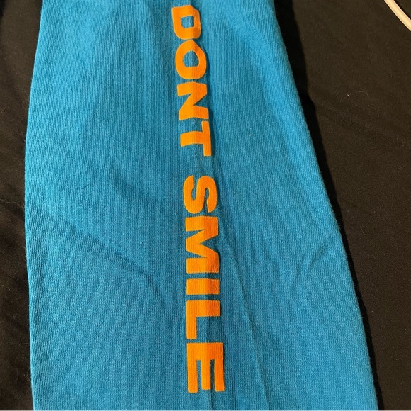 BILLIE EILISH BLOHSH OFFICIAL MERCH don’t smile at me blue longsleeve SIZE SMALL - Picture 7 of 8